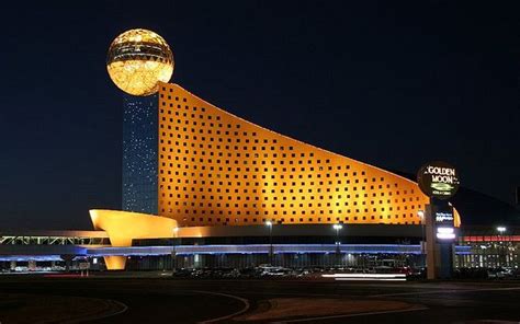golden moon casino restaurants
